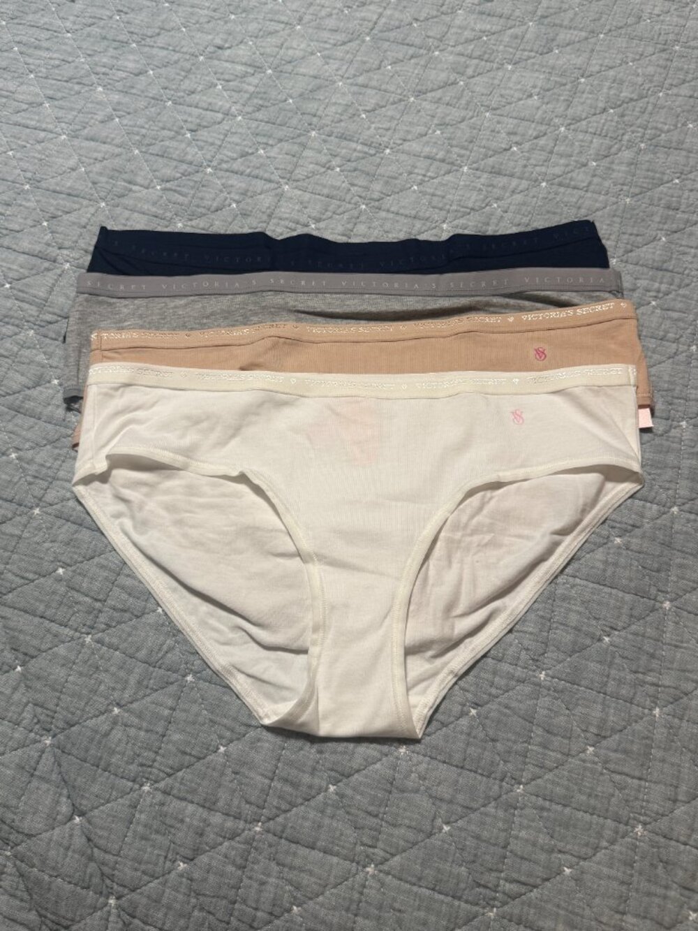 Victoria's Secret Lot of 4 Hiphugger Cotton Panties Size Large NWT